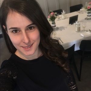 Meet your Posher, Kayla